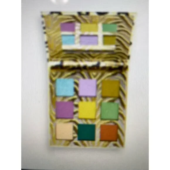 NIb Revolution X Disney, The Lion King, jungle, princess eyeshadow palette - Picture 1 of 5